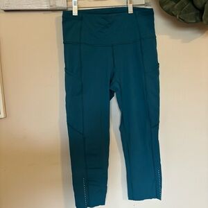 lululemon athletica Capris Leggings